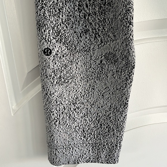 Lululemon Speckled Jet Pant. EUC - Picture 6 of 13